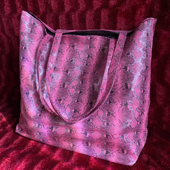 Saks Fifth Avenue Pink Metallic Snakeskin Tote - Picture 1 of 7